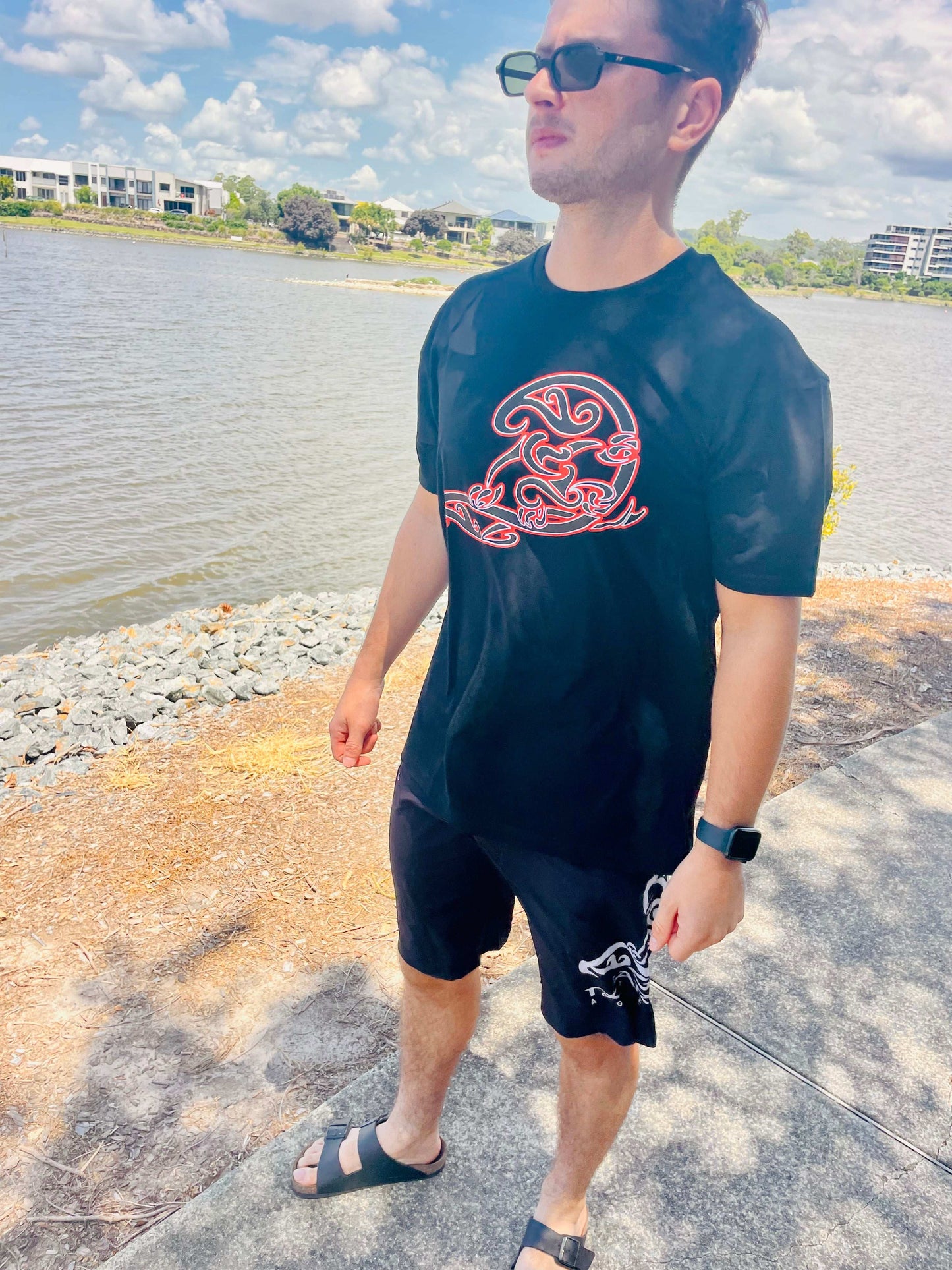 'Drop In Maori Tee'